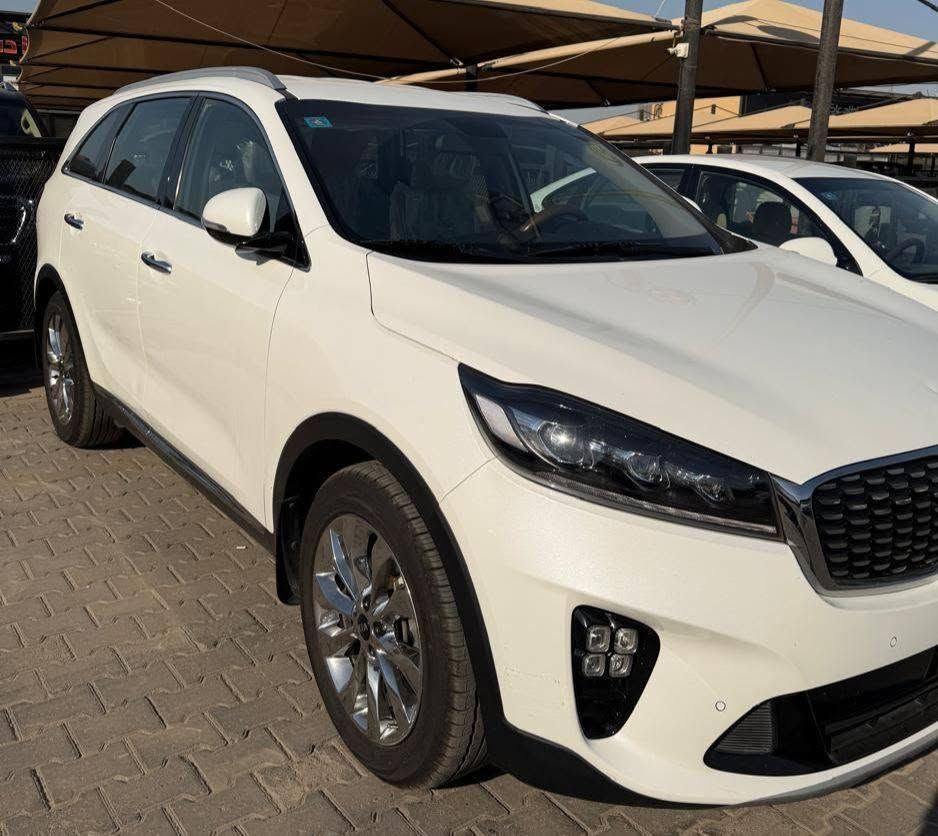 السلام عليكم
كيا سورنتو 2019 خليجي كفالة عامه الشركه الدوليه 
رقم بغداد تحويل مباشر
ماشيه 83 الف فقط على ايدي من الشركه
السياره جاهزه ومابيه كل نقص وضع شركه 
، فول  ما عدا بانوراما، تخم تايرات جديد وباتري 
6 سلندر 3.5 
3 قطع تبريد ثلج
4 انظمة قيادة من ضمنها سبورت 
بصمتين وياها ،بصمة ابواب ،جنطة كهربائية ،جنطة ذكية ، ،كشنات كهرباء  نظام ترحيب ، ،حساسات امامي و خلفي ،اشاير بل مري ، تحكم استرن ،سيارة بعد بيهة هواي مواصفات
سعر 240 ورقة وبيها مجال كلش بسيط 
***********   مكان السياره كربلاء
