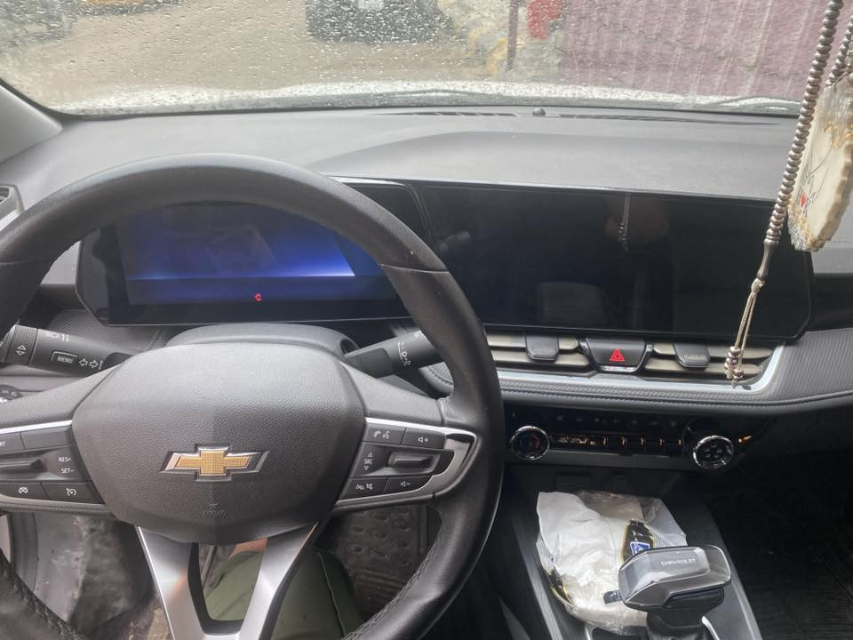 سلام عليكم سياره شوفر كافلير مديل 2024 محرك الف وخمسميه تيربو سياره خير من الله محرك وكير سياره نضربت عندي وهيه طابكه بلباب جاملغ وباب والباب الخلفي وبيه بارد بلباب مال سايق سياره ماشيه 31000 سياره رايده 120$
رقمي *********** متوفر بس واساب
