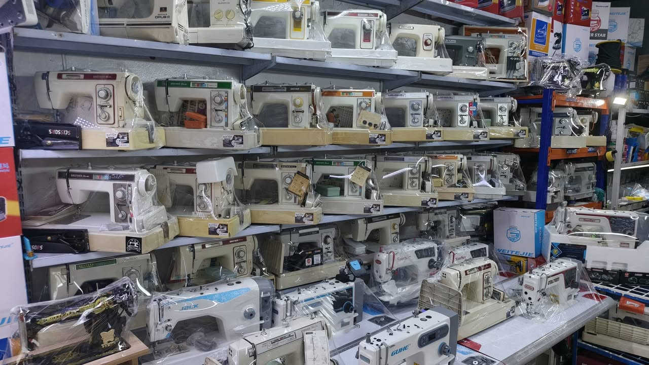 محلات ضياء عربو ***********
ضياء عربو لتجارة مكائن الخياطة @الجميع 
موصل سوق النبي شارع المركز ورشة ضياء عربو
