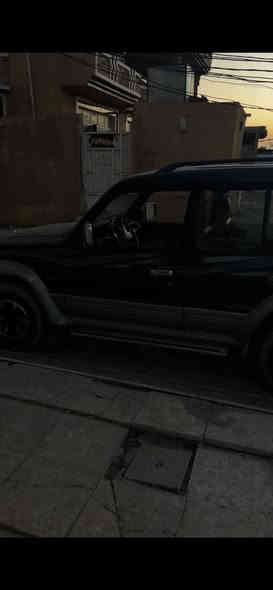 سلام عليكم باجيرو موديل 94  نضافتها نفس. ما موضح بل صوره جاهز ابسم صاحبها وهاذ رقمه 

‭0787 138 7603‬
