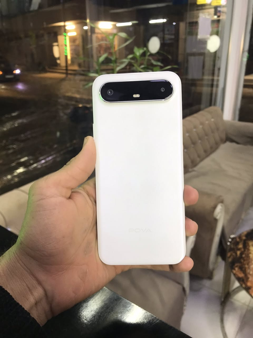 مقداد للاتصالات
جميع الأجهزة للبيع والمراوس

رقم الهاتف 
***********
***********
