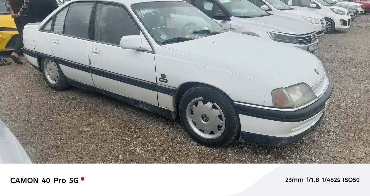 اوبل اوميكا موديل 92
وماكينه 20
للبيع السعر 40 وبيها مجال 
استفسار خابر على هذا الرقم 
***********
