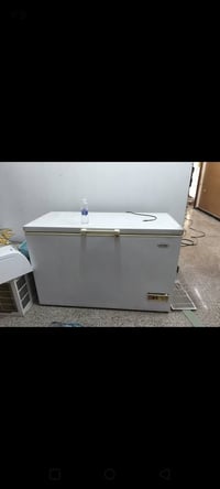 مجمده نضيفه مابيه اي عطل رايديه ب٧٥مستعجلين للبيع ٠٧٧٦٧٢٤٩١٢٩