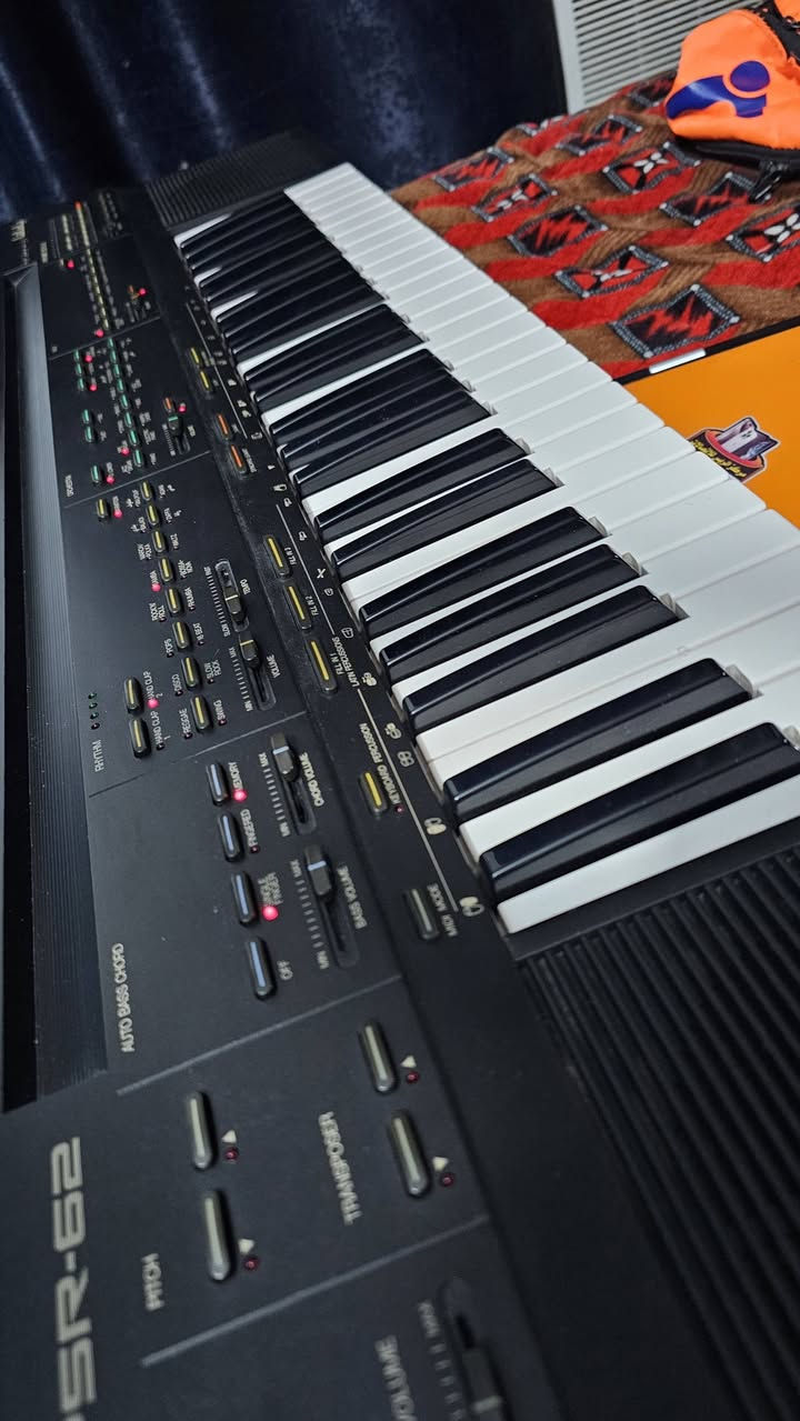 اورك يوماها 62 الجهاز جديد النضافه 99 جبته من تركيا قفله 5 وراق ونص  مكاني بغداد ***********
