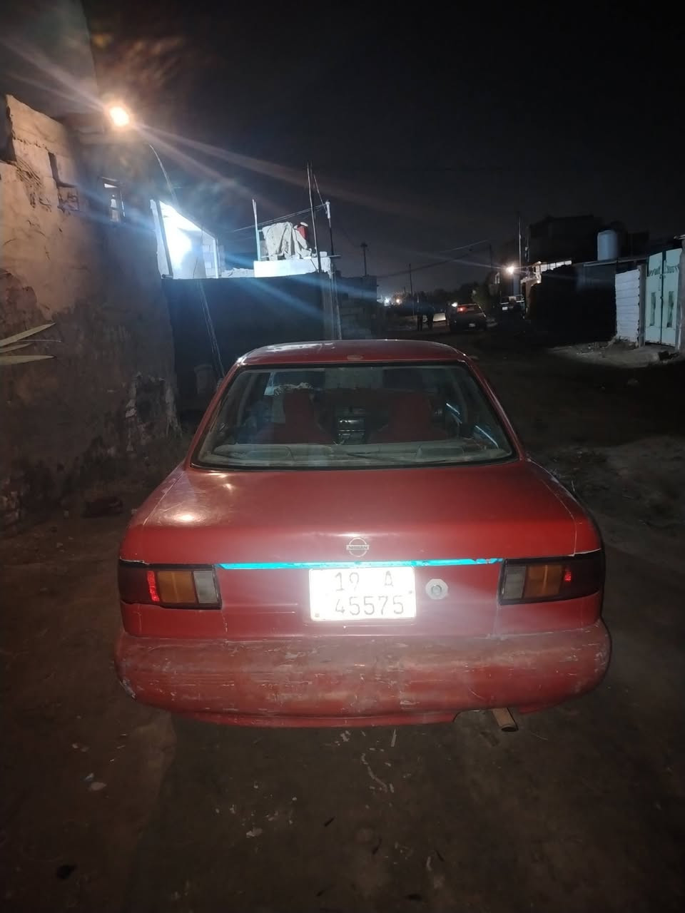 سلام عليكم سياره البيع نيسان سني موديل ٩٤  خياسات بيه قليل عنوان بابل حصوه سكندريه بحي العلام يم المدرسه الهيكل سعر ٢٥ بيه مجال حك جية   رقم ***********
