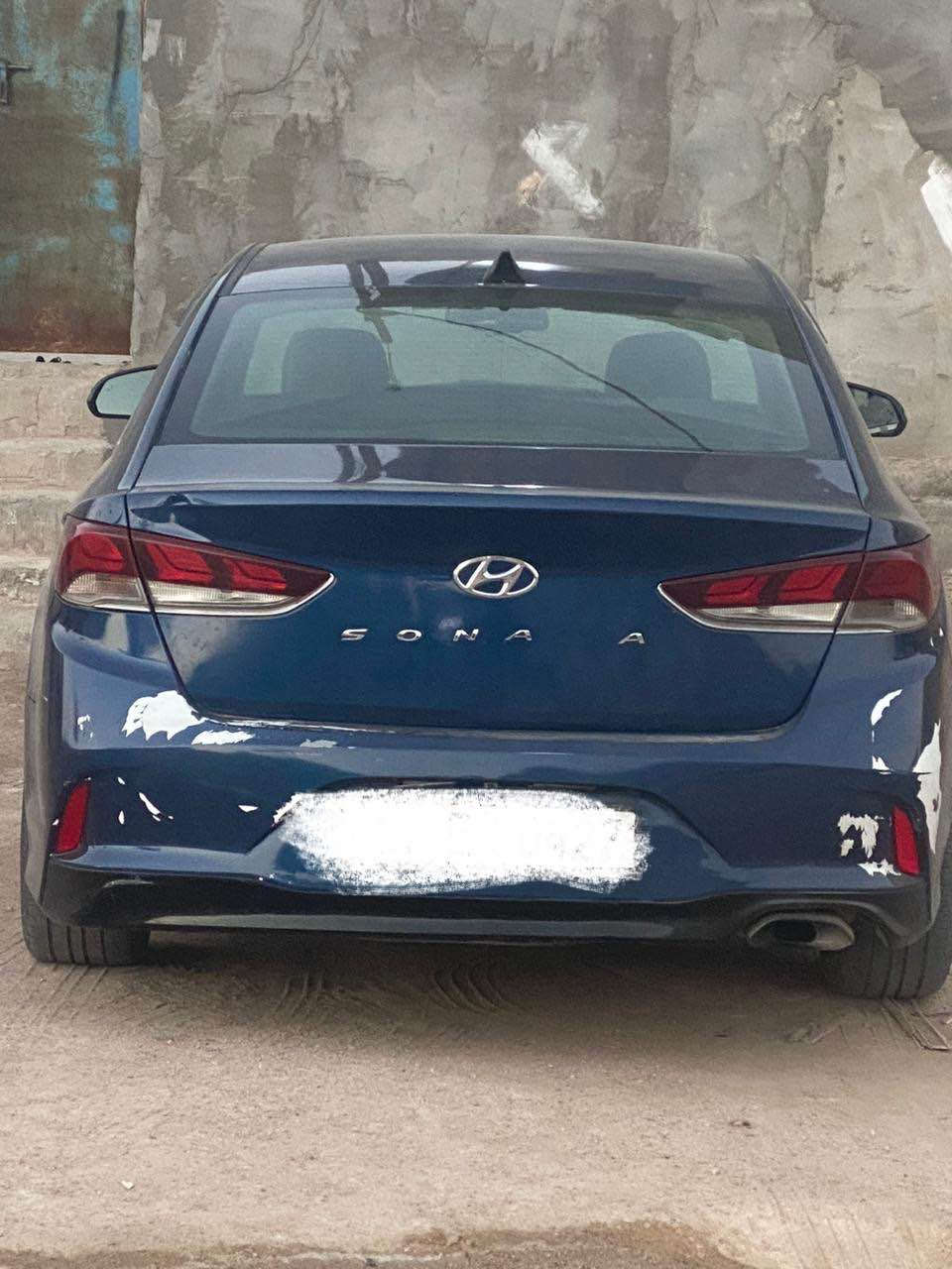 السلام عليكم سوناتا 2018 وارد أمريكي 

كفاله من جفيه والكليه والعيب شرعي وصبغ حزام 

كفاله كير ومحرك بشرط 

أكفل حداداه وتبريد وتخم تايرات شرط 

مكاني البصره رقم جديد وهزه جديده 

سياره جاهزه 

سعرها  جوه سوك بيع مستعجل جدا جدا 

الرقم *********** اتصال واتساب البصرة, العراق
