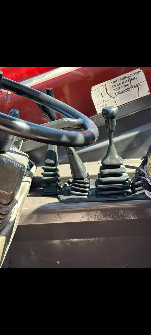 للبيع الموديل 2004 الديوانه 2026 الميتراج 17 م الثمن 50 مليون 0666093593


**إذا كنت صاحب هذا الإعلان وتريد حذفه لأي سبب، رجاءا أرسل رسالة إلى الدعم الفني**