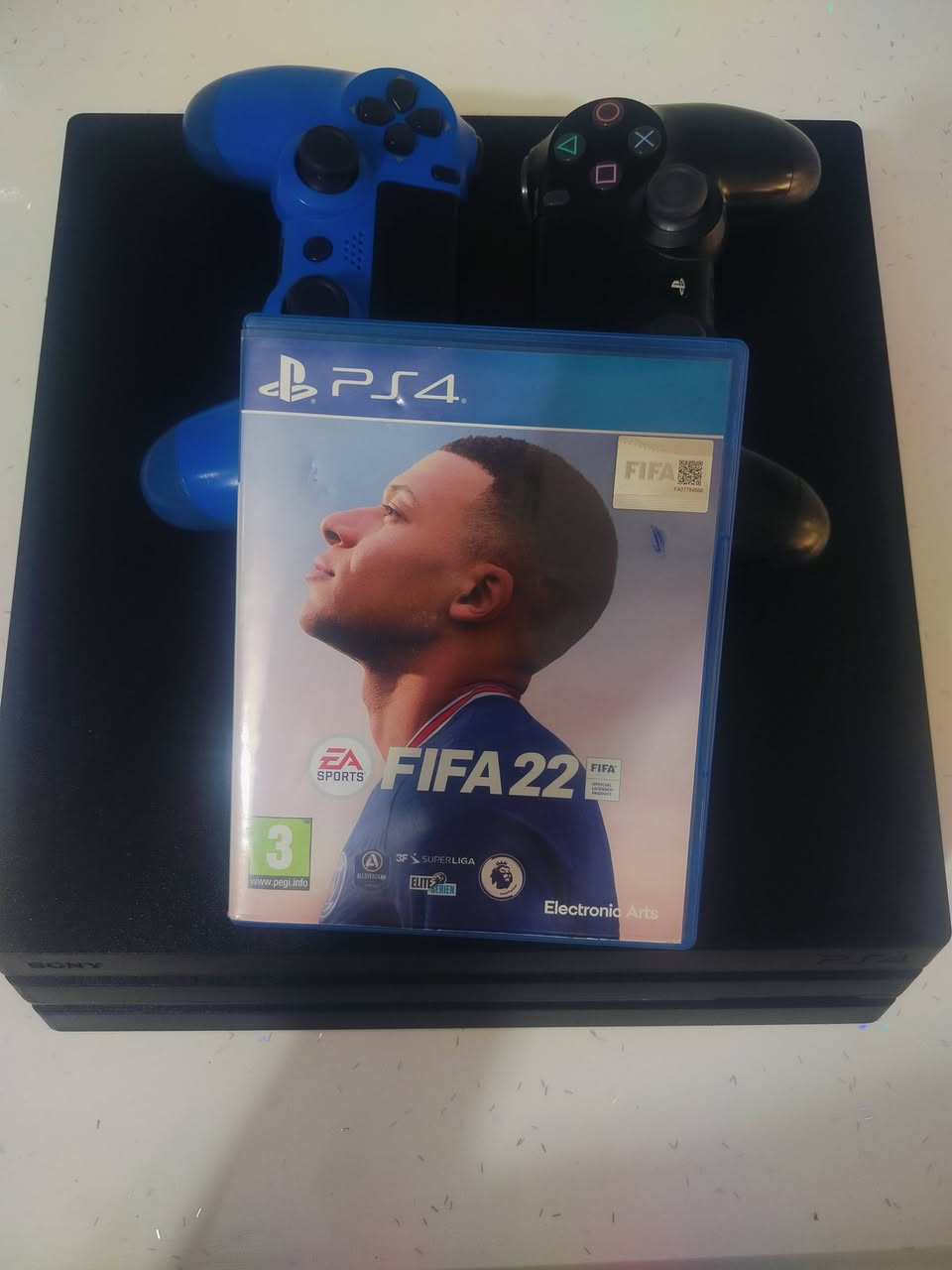 سلام عليكم بلي فور برو وياه جوستكين و فيفا 22و الذاكره واحد تيره و بيع بدون مراوس رايده ب 350و بي مجال اتصال على هاذه الرقم ***********و بي وتساب ما متواجد خاص
