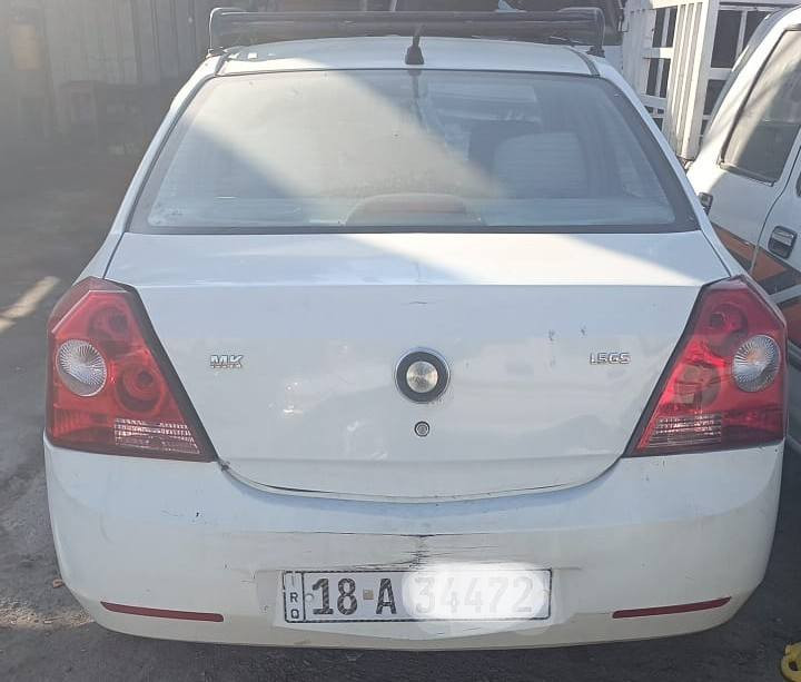 االسلام عليكم جيلي MK المرغوب مكينه بلاديه  قبق ابيض مال لانسر كير عادي  ٢٠١٣ رقم بابل سنويه وهزه ورقم جديد مكينه جديده استندر كير كلج تخم تاير حداديه امامي خلفي باتري كهربائيات كلهه جااااااهزه  كبل للشارع سياره نضيفه والصور عندك سياره استخدام بيت السعر ٣٨ مجال بصيط ساكن بغداد الكرخ للاتصال ***********
