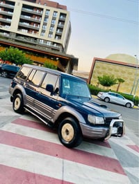 ٤×٤ • ٢٠٠١ • سنتر لوك