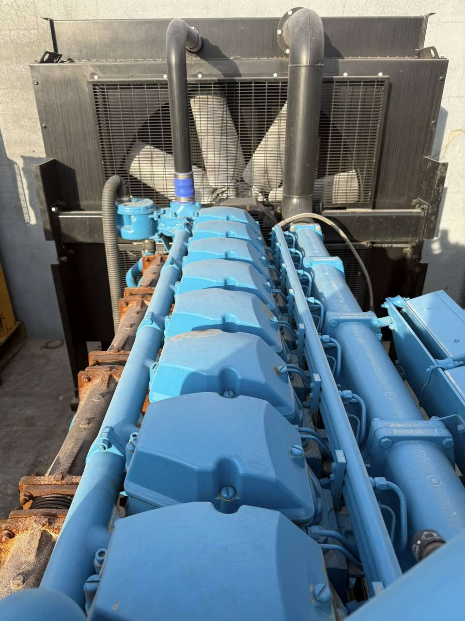 سلام عليكم 
للبيع مولده بيركنز (4008) 
ستندر ما مفتوح بلادي اوربي
توليد لوري سمر بلادي (1000) kv
العنوان أربيل // استفسار واتساب 
*********** / ***********
توصيل لجميع محافظات العراق موجود
