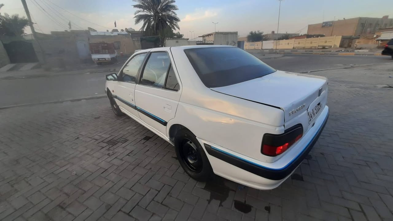 بيجو 2013 سياره مصبوغه جماليه مكفوله من ضربه كير مكينه حداديه تخم تاير كهربائيات تبريد كله كفاله  سنويه ل29تنتهي رقم نكليزي 

رقم ***********

عنوان بصرة موفقيه 

سعر 40بيها مجال البصرة, العراق
