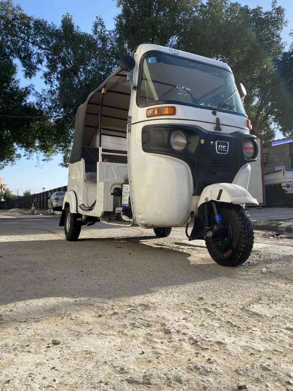 تكتك مديل ٢٠. مرقم بسمي.  مابيه نقص كبل الشغل   ***********. سعر. ٦٧٥٠ وبيه مجال
