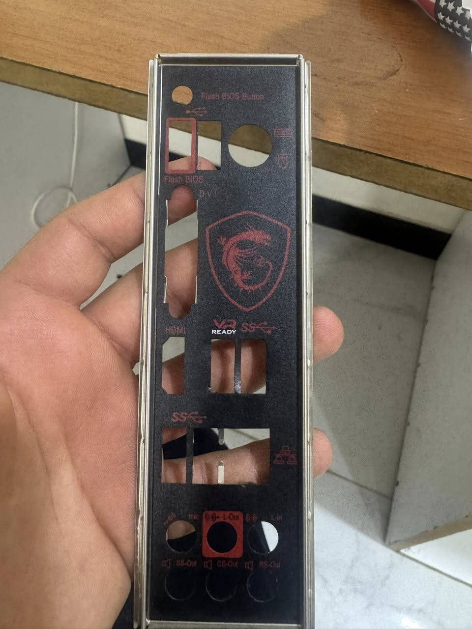 msi b450 برو 
بورد عالمي 4 سلوت رامات 
وياه r5 3600 

سعر البورد 120
سعر المعالج 70 
مابيع واحد بوحدة 🤍

اي استفسار خاص 
*********** 
واتساب او اتصال 🤍
