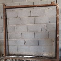 بسم الله الرحمن الرحيم  سلام عليكم متاح چنل شباك  العرض متر ونص والطول...