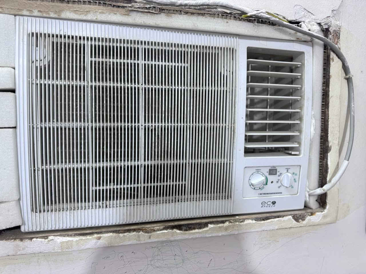 مكيف طن ونص شغال ١٠٠٪؜ برودته كلش قوية مابي اي عطل استخدام اقل الشهرين ماخذي ب٤٥٠ اريدة ب٢٥٠ قفل تجي تفحصة وتاخذة


**إذا كنت صاحب هذا الإعلان وتريد حذفه لأي سبب، رجاءا أرسل رسالة إلى الدعم الفني**