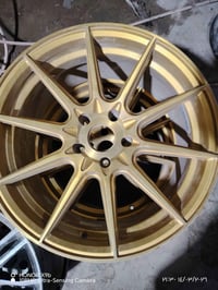 ويلات لكزز ٣قطع حجم ١٨ للبيع رقم الهاتف 07700637726