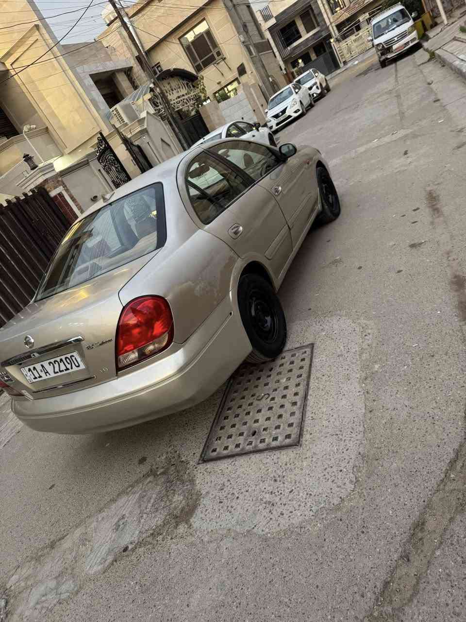 السلام عليكم نيسان سني 2005 بسمي السياره جازه كير مكينه مكفولات تبريد ثلج تدفئه صدر جديد داخل شركه أربع جان كهرباء سنتر لوك بيه أربع قطع صبغ بدون دواخل مكانات بيه جراد السياره جازه على آخر حبايه السعر 83مكانه بغداد حي الجهاد اتصل ***********منظومه زنون
