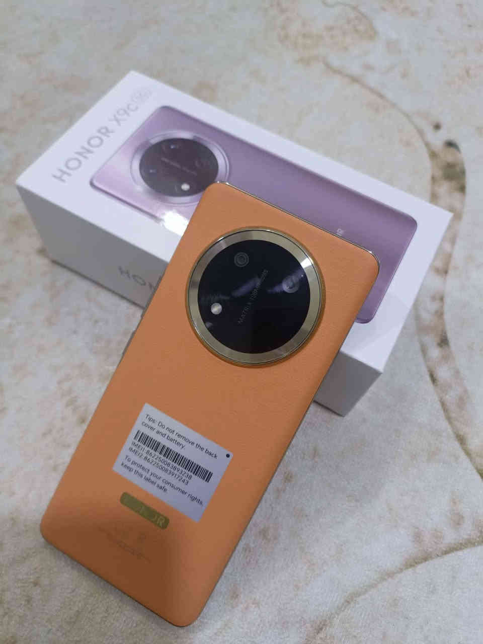 جهاز هونر X9C جهاز جديد استعمال اقل الشهر ذاكرة 256  وداخلية 12 وشحن سريع 66 واط  المكان بهرز حي القادسية السعر 280 وبي مجال للطيبين للاستفسار ***********
