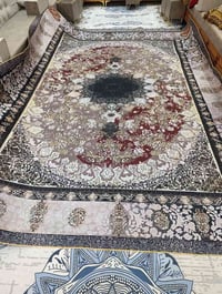 فرشات للبيع  سعر الوحده 33  07812447020مكان سومر