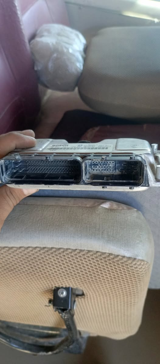 عقل فوتو الوان للبيع شغال شرط سعر 70وبي مجال بسيط مكاني بغداد حي النصر ***********
