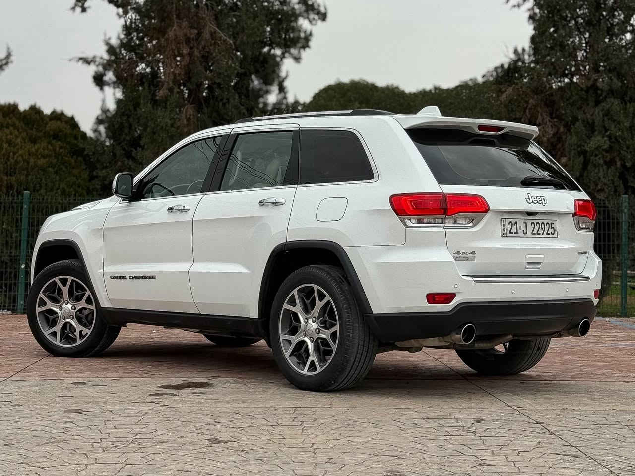 ‎جيب موديل 2019 مواصفات ليميتد بلاس 3 شاشات 
‎السيارة خليجية شركة اربيل , ماشية ٥٨ الف ميل 

السعر 💰 // ( $278 ) و ب مجال قليل 
الهاتف ☎️ // 7503021734 ر.م او واتساب
مكاني 📍• " اربيل "

المواصفات ( LIMITED PLUS ) فول ١/١ :-
‎- ٣ شاشات
‎- بانوراما
‎- فورويل ٤*٤
‎- رادارات مراية و خلفية 
‎- كراسي جلد تدفئة و تبريد 
‎- كراسي خزن
‎- تدفئة ستيرن
‎- حساسات خلفية و أمامي 
‎- صندوق كهرباء 
‎- بلاجكتور
‎- سيستم صوت ٩ سماعات 
‎نظام Eco - Sport- comfort -Auto break - Auto star

# سيارة خليجي بس بيها شبر بارد و شبرين صبغ ب باب سايق باقي سياره كفاله كير محرك بشرط


**إذا كنت صاحب هذا الإعلان وتريد حذفه لأي سبب، رجاءا أرسل رسالة إلى الدعم الفني**