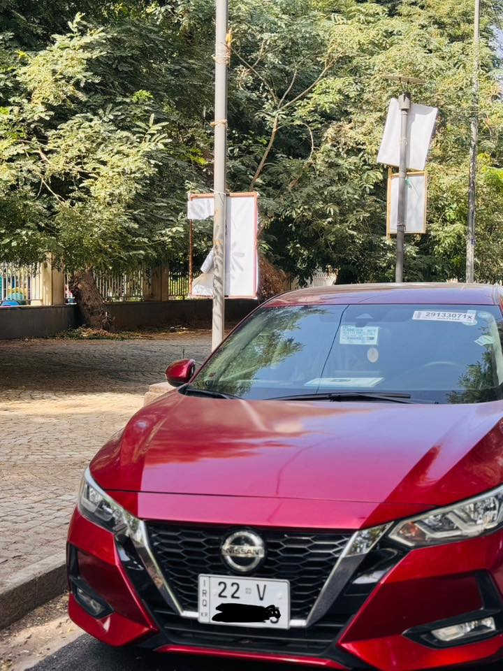 نيسان سنترا SV 2023
ماشية 52 ألف KM

فول موصفات عدا الفتحة 

رادارات امامي خلفي 

نظام توقف ذاتي امامي خلفي 

نظام ايكو مود 

نظام تنبيه خروج عن المسار 

نظام عدم انزلاق

تنبيه خروج عن المسار 

عرض ضغط الاطارات 

كأمره خلفيه 

حساسات خلفيه  

وارد امريكي 

حادثها جاملغ و بنيد 

صور الحادث و السونار مرفق بمنشور 

السعر 137 وبيها مجال 

***********
