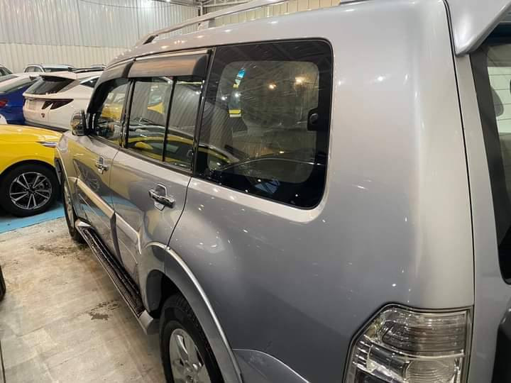 السلام عليكم
للبيع باجيرو/خليجي /موديل 2010

حبتور 3500المرغوب 

محرك وكير ما مفتوحات 

ماشيه 130الف 

فول موصفات /فتحه سقف /كراسي كهرباء /7راكب /3قطع تبريد 

مري شفط واشاير بالمري وثلاجه 

سياره جديده وجاهزه 

رقم بغداد باسمي مداور ثاني يوم 

سياره مكفوله من الصبغ وتبديل عدا الداعميه الاماميه وجزاء من دعاميه الخلفيه صبغ وبارد بالدوسه فقط 

السعر137وبيها مجال 

اتصال ع رقم ***********
