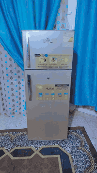 يا الله ثلاجه نوعيه رويال رحمان ام التاج  اخت الجديده لون ذهبي. فول تجميد تشتغل مولد ووطني قفل باب بيها شغال هم سعر 180  حجم 14 قدم  مكان كربلاء حي الميلاد للاستفسار ***********
