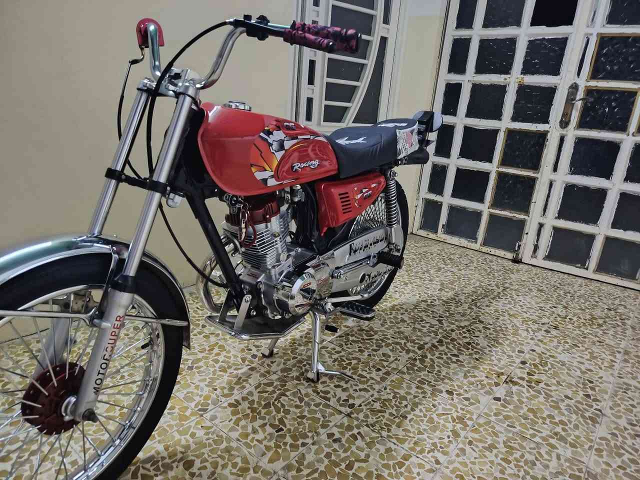 ‏سلام عليكم 
‏دراجة للبيع ￼⭐️￼
￼ شرط برقي وم مفكوك ⭐️￼
￼ عنوان الموصل ⭐️
‏السعر ￼  700￼￼￼￼￼￼￼￼ بيها مجال⭐️


**إذا كنت صاحب هذا الإعلان وتريد حذفه لأي سبب، رجاءا أرسل رسالة إلى الدعم الفني**