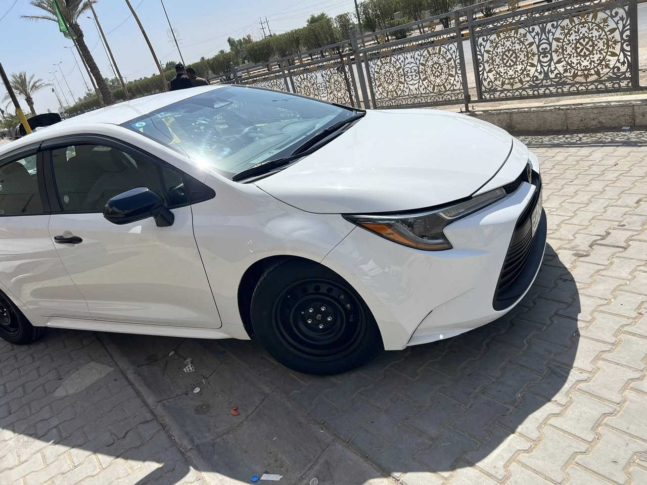 السلام عليكم
كورلا للبيع 2024 بدون ايرباك 
وراد امريكي بانزين 
بدون ايرباك
 مواصفاتLE
ماشيه ٢٩ 
مكاني بغداد 
السعر ١٦٥ 
***********
