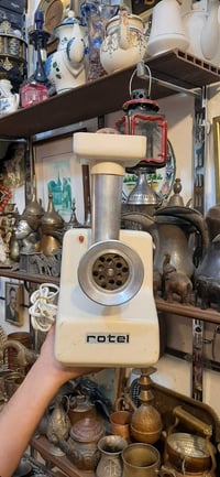 مثرامه روتيل فرنسي البيع العنوان المحل بغداد المدينه شارع الفلاح حي ال...