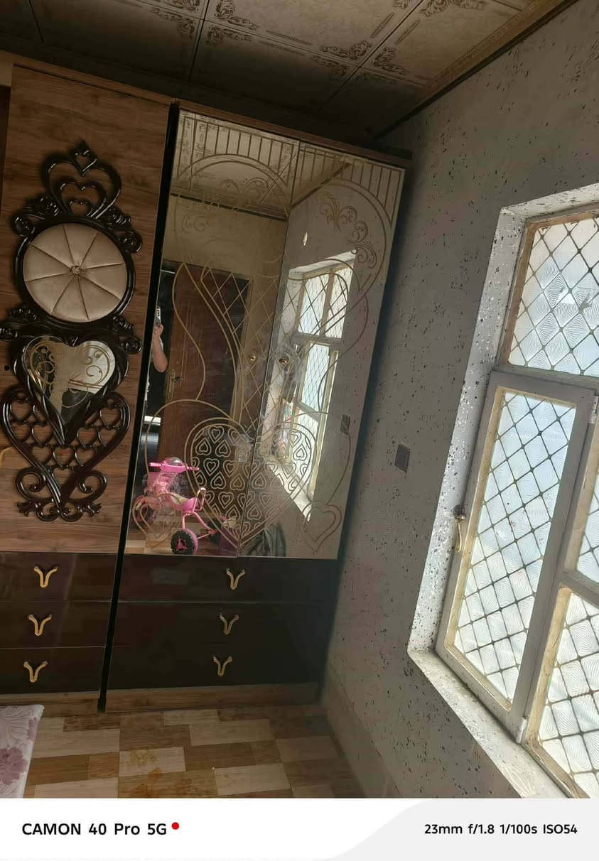 #اعلان
غرفة 11 قطعه تركي ممستعملة 
سعرها 1,500000 بمليون ونص وبيها مجال 
ملاحظة مكلف بالنشر تواصل مع الرقم التالي 

***********  الهاتف
