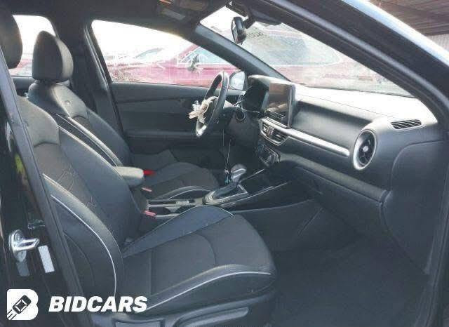 سلام عليكم كيا فورتي جيتي لاين 2023 مكينا 200دوش ماشية 68الف ميل فول مواصفات من عدى فتحه سقف وكشن كهربائي سعر 143 بيها مجال موقعي بغداد الدوره رقم الهاتف*********** مكلف بل نشر بغداد, العراق
