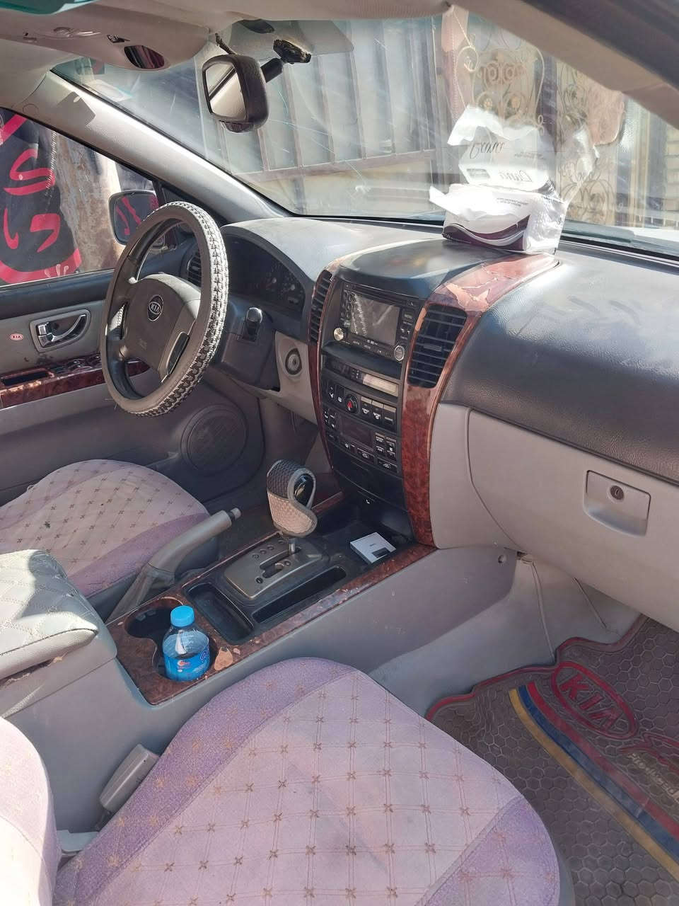 السلام عليكم البيع او مراوس سورنتو موديل 2005تبريد شغال مكينه لا تنقيص ولا تبخير سياره حلوه بيه صبغ مكانات بدون دواخل صدر نص عمر هزه جديده رقم بغداددولي بسمي عنوان بغداد الدورة التصال رقم ***********
