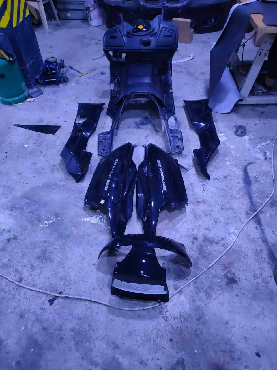 السلام عليكم 
كفرات سكاي ويف ٦٥٠ كلش نضيف 
كاملات ابيع 
سعر كلش مناسب 
توصيل موجود كل مكان 
شراي تعال خاص


**إذا كنت صاحب هذا الإعلان وتريد حذفه لأي سبب، رجاءا أرسل رسالة إلى الدعم الفني**