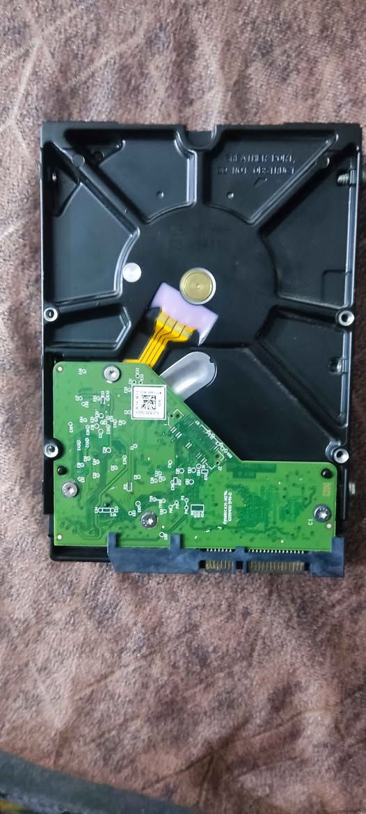 هارد    HHD T2
شغال وبي ضمان شرط
سعره 70 
مكاني بغداد شعب 
ماعندي توصيل 
رقم *********** بغداد, العراق
