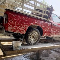 بيكم للبيع 2001سياره نظيفه تخم تاير جديد صدر جديد لا بيها ضربه ولا صبغ...