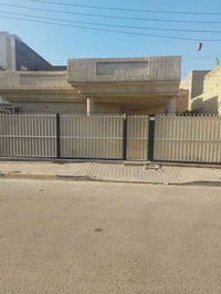 الساهرون • ٣٢٠م • حديقة ١٠٠م