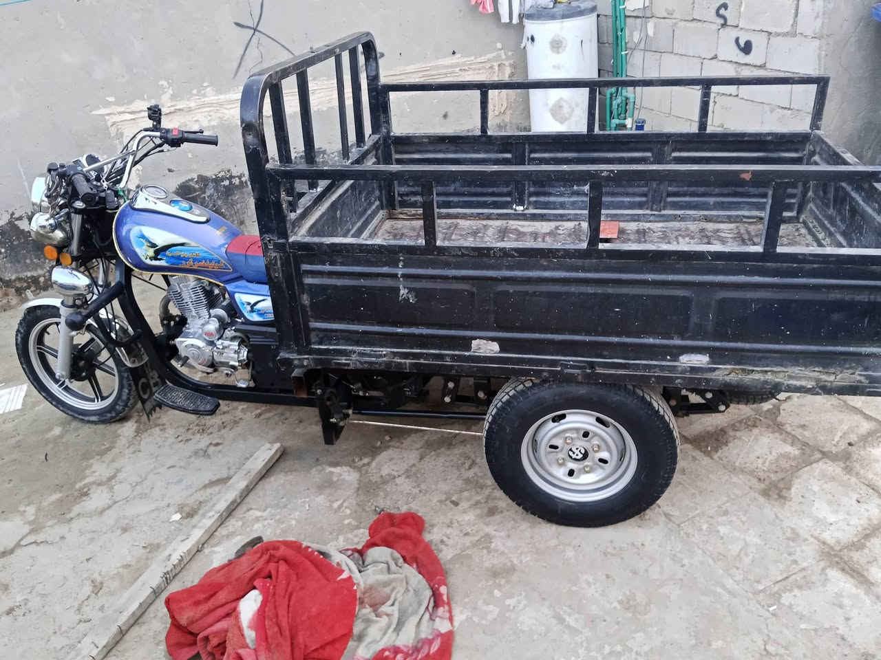 بدي للبيع العنوان دوانيه قضاء الدغاره للاستفسار /***********
