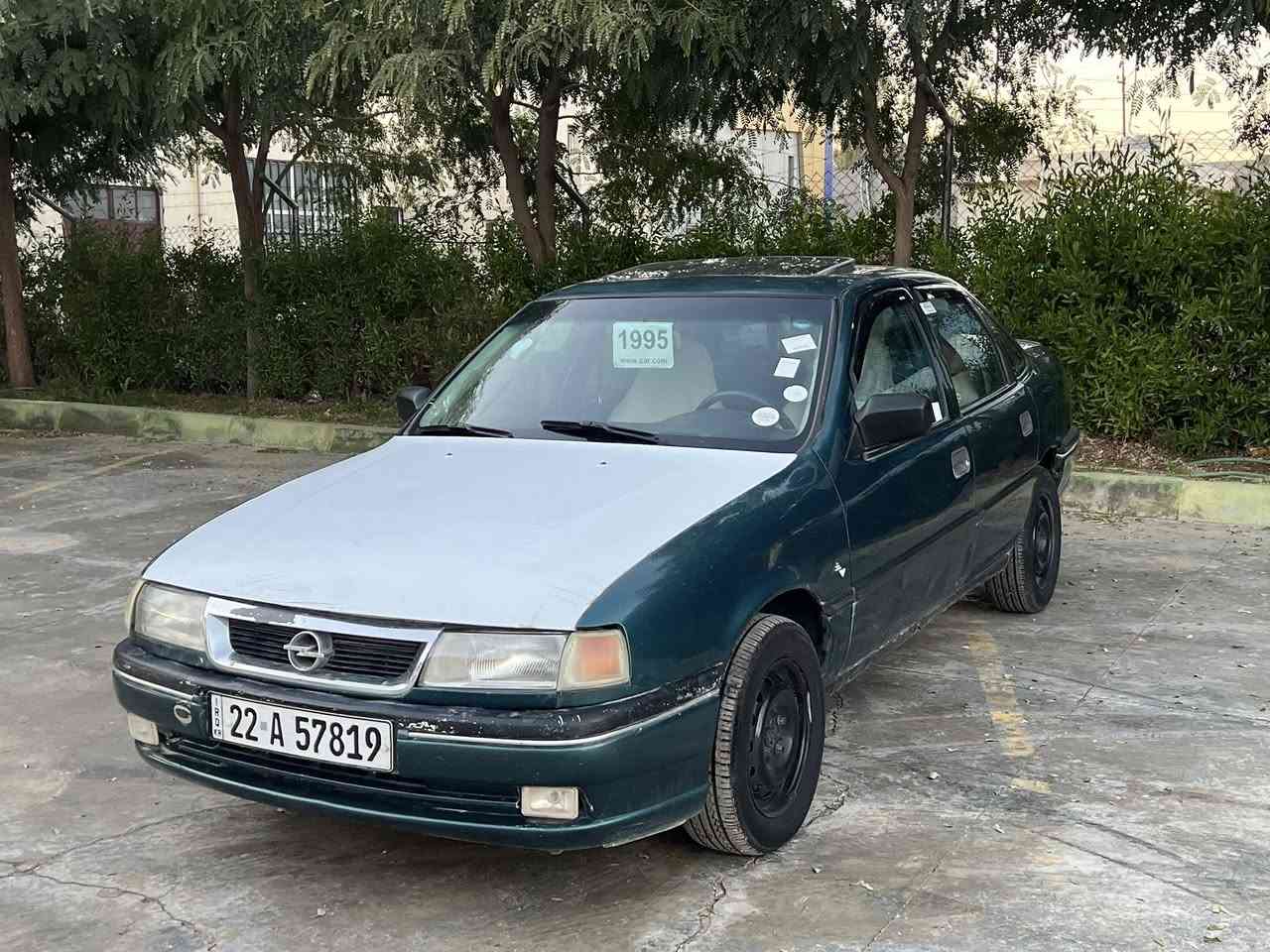 فكترا موديل 95 رقم اربيل جديد لحد ٣٠ محرك ٢٠ بدون عيب سيارا بلاديه بدون صبغ بس بيهه طخه جاملغ سكن سعر 42 بي مجال بسيط ***********
