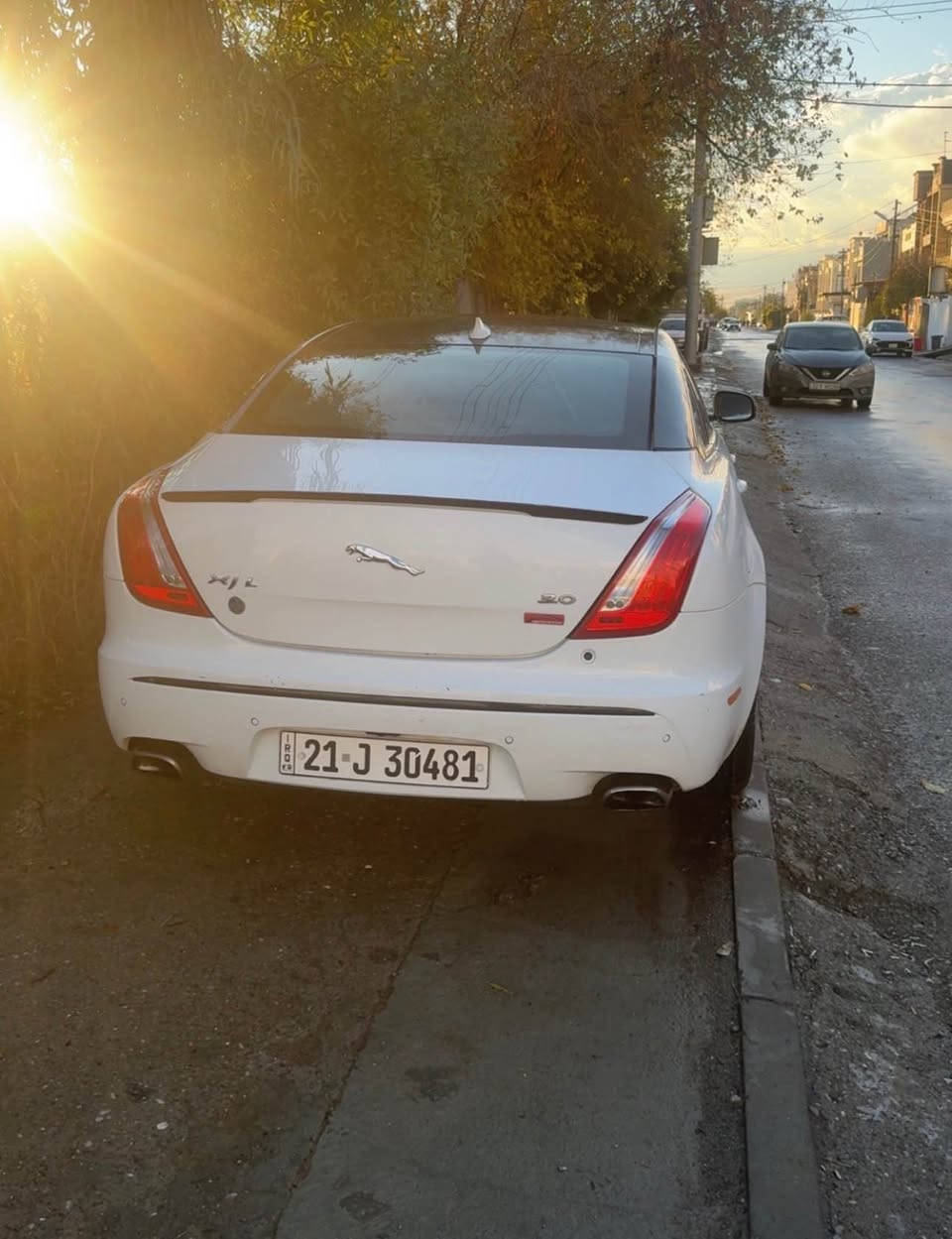 بيع أو مراوس 
سيارة حيل نظيف مثل الشركة
بيع أو مراوس حسب القناعة
جاكوار XJL V6 - 2013
مكينة : 3000 سوبرجارج مرغوب
عدد الأميال :175 ألف كلمتر
سیارە فول مواسفات
ضرر: ما به أي ضربة بس باب سکن سبغ بدون دواخل
السعر 125$ و شويه معمله
سيارة خليجية شركة سردار ضمان
گیر و مکینە بشرط
سیارة باسمي سنوية حتى 2024
رقم جديد  
و سيارة باسمي تحويل مباشر 
مکاني أربیل
ملاحظة / سيارة عليه غرامة 500$ نزل من سعر

***********
***********
***
جاگوار XJL 
2013 
فرۆشتن یان گۆڕینەوە بە سەیارەیەک بە دڵم بێت
سەیارەکە لە سەر دەقی شەریکە ماوەتەوەV6
ماوەی ڕۆیشتن : ١٧٥هەزار کیلۆمەتر
بۆیاغ:دەرگای سەکن بی داخل
پستۆن: ٦ پستۆن
بزوێنەر: 3000 سوپەر چارج مەرغوب 
 نرخ /125$ کەمیک مجال
کامێرای دواوە - حەساس - گەرمکەرەوەی کوشن - سلاید - دیاریکرنی خێرایی - شاشە - کۆنترۆڵی پلەی گەرمی ئۆتۆماتیکی - ٦ پەڕەشووت - لایتی پێشەوەی زینۆن - لایتی پێشەوەی لید - کۆنتڕۆڵکردنی خزان - شاشەی داشبۆرد - ڕادار
سەیارەکە ڕادارە فول فول مواسەفاتە 
شەریکەی سەردارە خەلیجیە 
زۆر لۆکە 
گێڕ و مەکینەی بە شەرت بەناو کردن بە شەرت بە ناوی خۆمە سەنەوی بەسەر چوەو رەقەم نویە 
تيبينى سياره كه 500$ غرامه ى له سه ره 
***********
*********** أربيل, العراق
