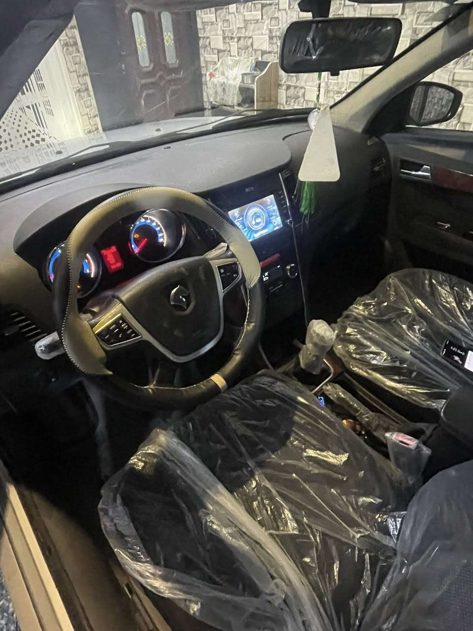 سلام عليكم   سمت. مديل. 18كير  ومحرك  مكفولات باسمي تحويل ثاني يوم فول مواصفات فتحه بل سقف كراسي كهرباء تحكمات ستيرن تبريد شاشه. أشاير  بل مري ومري شفط لإيتان امامي خلفي لد بيها صبغ نص جاملغ الخلفي بدون دواخل وبيها بل حافه مال باب السايق شبر بارد العنوان بغداد الأمين سعر 59وبيها مجال بسيط جدا 
***********
