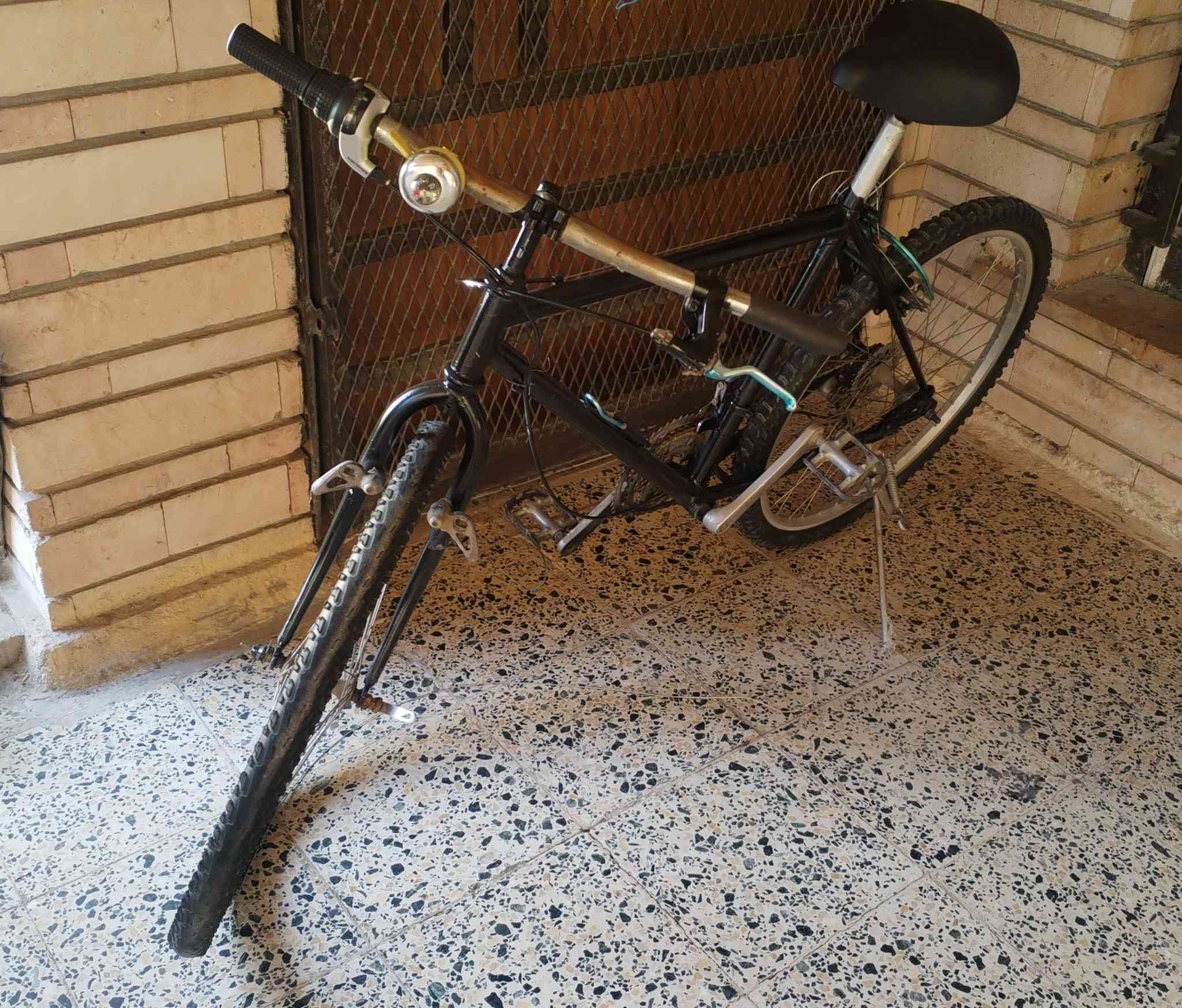 السلام عليكم شباب بايسكل ياباني اصلي مصبوغ ومرتب سعره ب 65 وبي مجال مكاني محموديه حي العسكري


**إذا كنت صاحب هذا الإعلان وتريد حذفه لأي سبب، رجاءا أرسل رسالة إلى الدعم الفني**