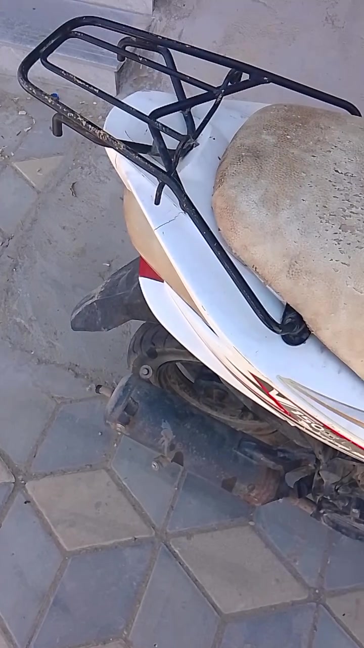 سلام عليكم دراجه اف اس للبيع بدلت اله دهن وكامت سعر 125بيه مجال لاستفسار لاتصال علا لرقم مكان لرمادي تأميم ***********
