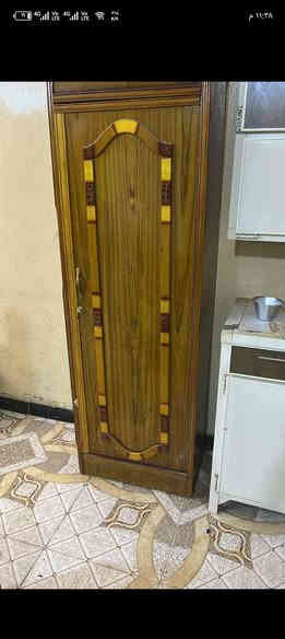 غرفه للبيع خشب سعرها 500 بعقوبه يحب يتصل هذا رقم ***********
