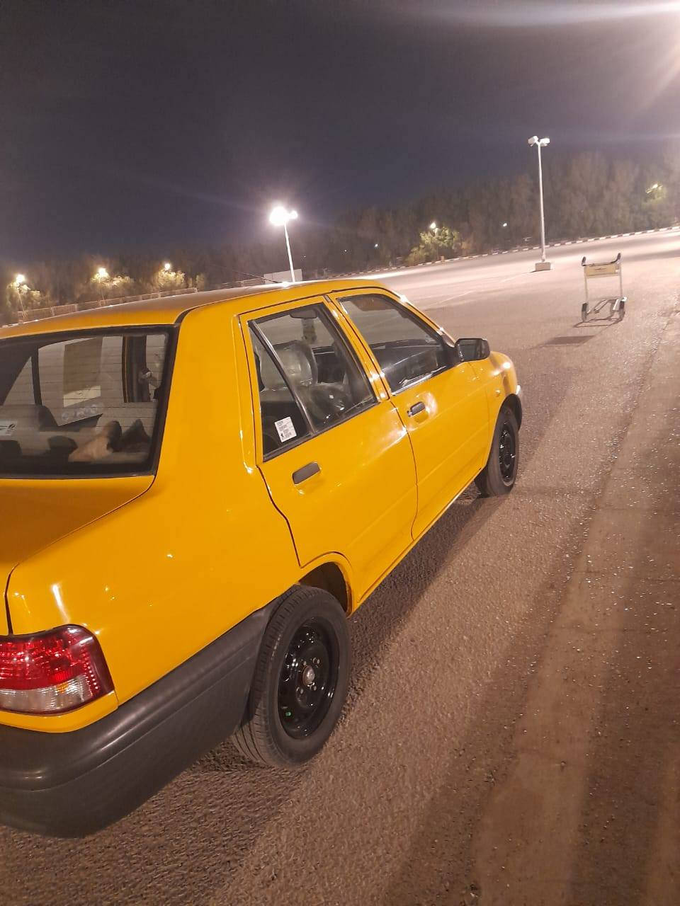 سلام عليكم سايبا رقم بغداد انكليزي موديل 2020 باسمي تحويل ثاني يوم مصفره هيئه وغرامات بيه باب مبدل الخلفي والداير مال جاملغ مصلح نفسه مكينه وكير مكفولات تخم تأيير جديد تبريد ثلج السياره مكفوله كفاله عامه ما عده الباب والداير مال جاملغ الخلفي بدون دواخل السعر 54 وبيه مجال للاستفسار *********** مكان السياره كربلاء
