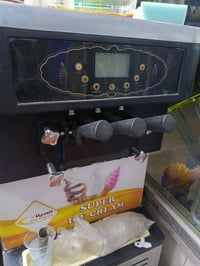 مكينه سوفت للبيع نظيفه اي عطل مابيها للتواصل على الرقم 07713937191