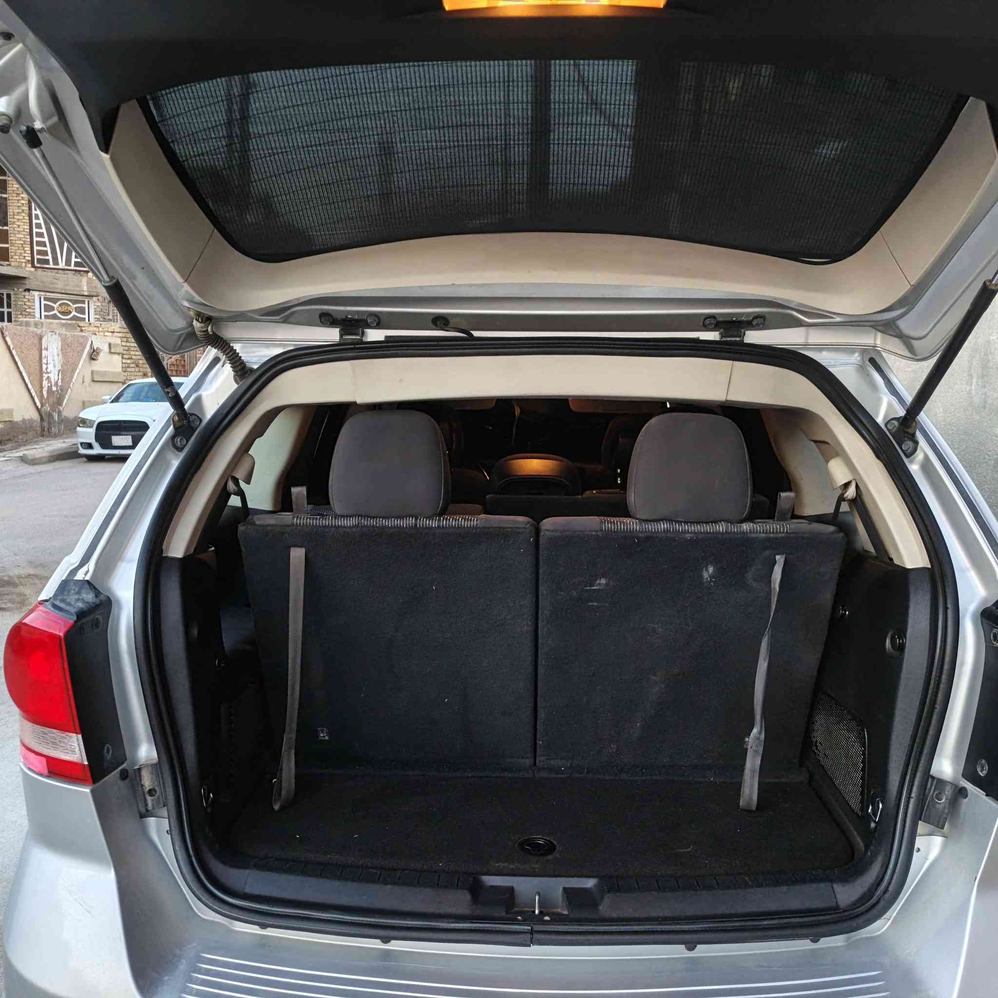 للبيع فقط مشروع وطني (رجاء مايعجبك السعر أعبر المنشور)
دوج جورني موديل 2013 رقم نجف مشروع وطني  الدولي الأنكليزي تحويل مباشر وأرد امريكي حادث باب خلف السايق سيارة گشره نضيف كلش مابيه جراد مواصفات SXT

#المواصفات

بصمه ابواب

بصمه تشغيل

شاشه

تحكم ستيرن جهتين

ويل كب كروم 

مثبت سرعه

دبل كزوز

٦ سلندر

٧ راكب

٣ قطع تبريد

السياره جديده وجاهزه كير محرك تبريد تخم تاير حداديه مكفولات جاهزه للأخير من كلشي 100/100

#مكان_السياره_الناصريه  حي العسكري 

السعر132 وبيها مجال

للأتصال عل الهاتف ***********
