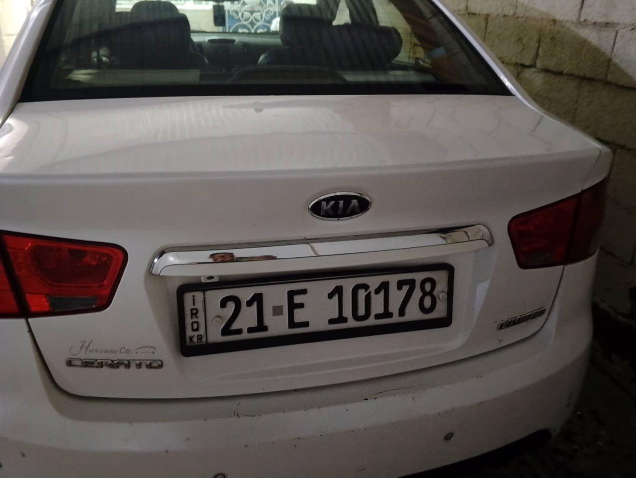 سيراتو 12فول واحد على واحد فتحة بصمه حساسات شفتات مري شفط اشاير بل مري بيهه جاملغ مبدل بلادي وشوية صبغ فوك باب الصدر باقي السيارة مكفولة مكاني بغداد ناحية الرشيد سعر 105وبيهه مجال تلفون بي وات ساب ***********
